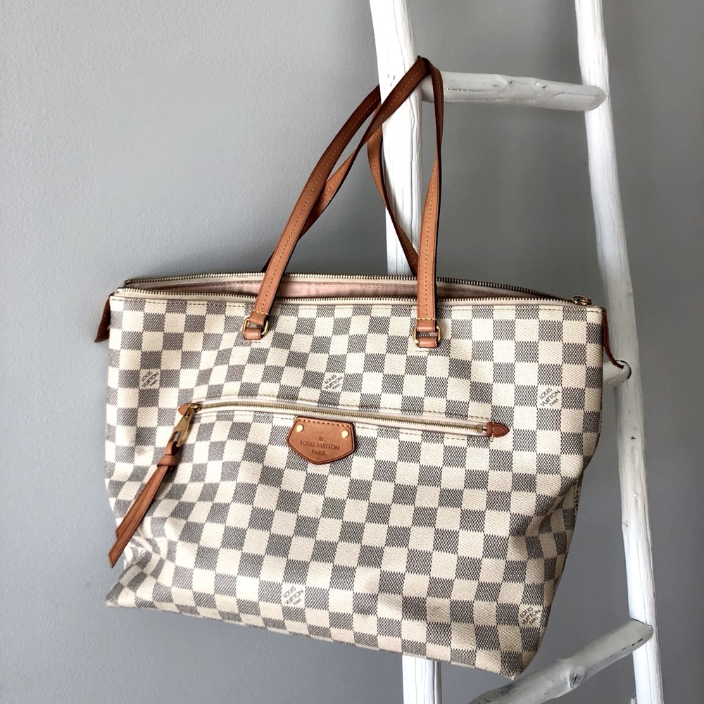 💯 Authentic Louis Vuitton Damier Azur lena MM